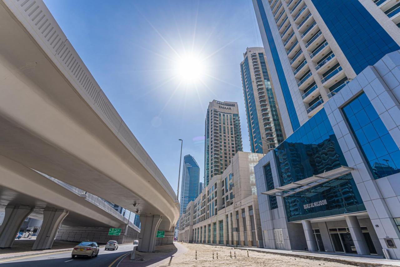 Higuests - Spacious Studio With City Views Near Dubai Mall Kültér fotó