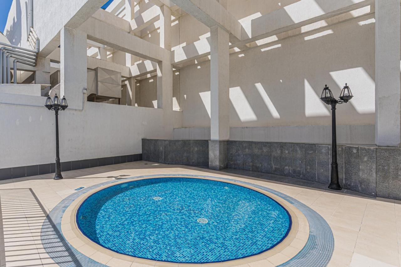Higuests - Spacious Studio With City Views Near Dubai Mall Kültér fotó